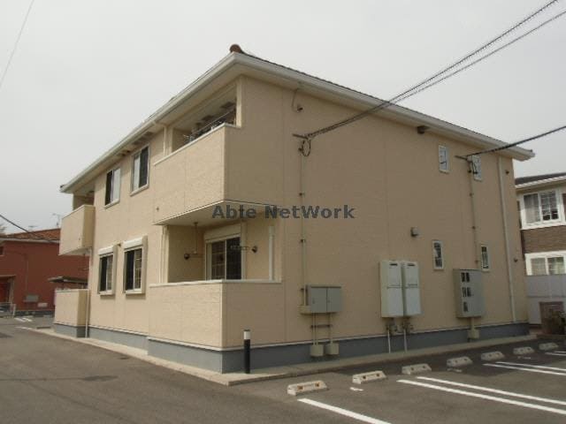 E 名鉄西尾線/西尾駅 徒歩14分 1階 築13年