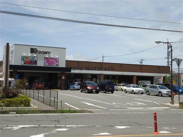 ドミー丁田店(スーパー)まで291m 名鉄西尾線/西尾駅 徒歩14分 1階 築13年