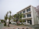 西尾市立花ノ木小学校(小学校)まで1245m 名鉄西尾線/西尾駅 徒歩14分 1階 築13年