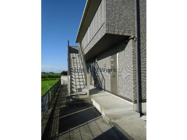  名鉄バス（岡崎市）/小園 徒歩3分 1階 築18年