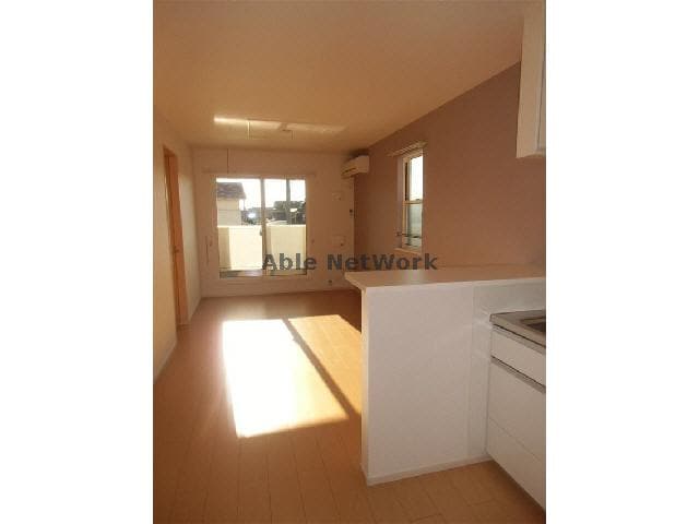  名鉄西尾線/西尾駅 バス12分矢田小学校前下車:停歩8分 2階 築12年