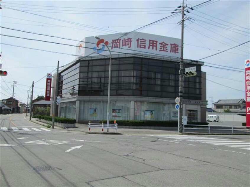 岡崎信用金庫一色支店(銀行)まで1072m 名鉄西尾線/福地駅 徒歩43分 1-2階 築9年