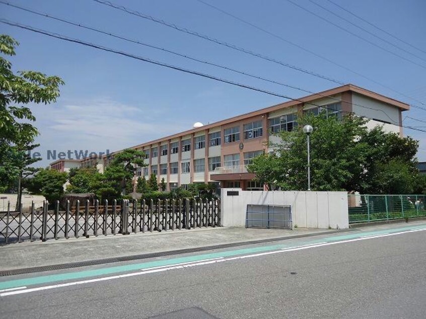 幸田町立中央小学校(小学校)まで765m 名鉄バス（幸田駅付近）/欠間 徒歩2分 4階 築29年