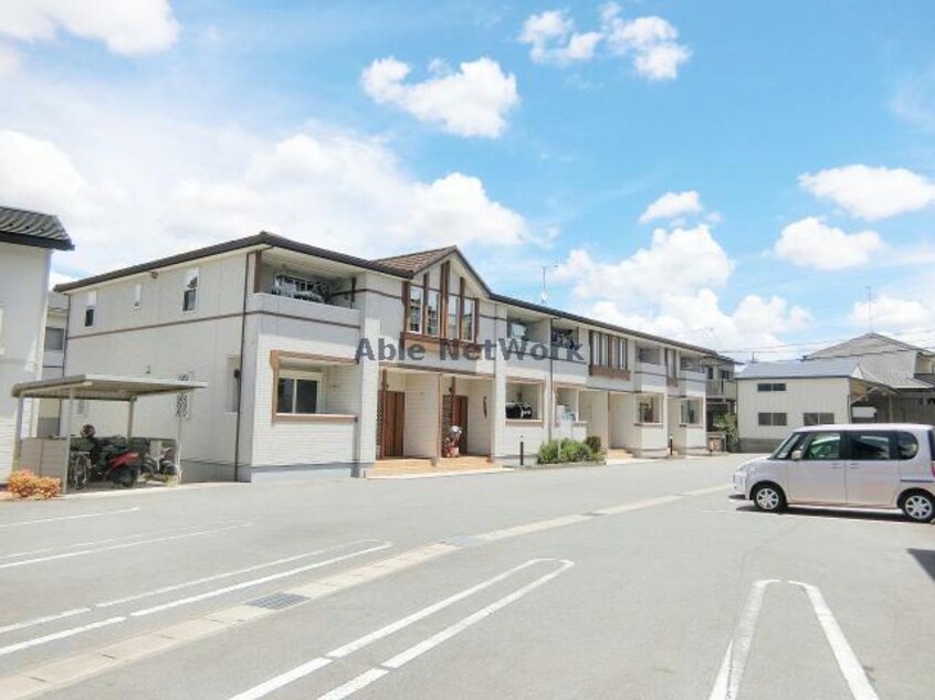  名鉄西尾線/西尾駅 バス11分経塚下車:停歩4分 2階 築10年