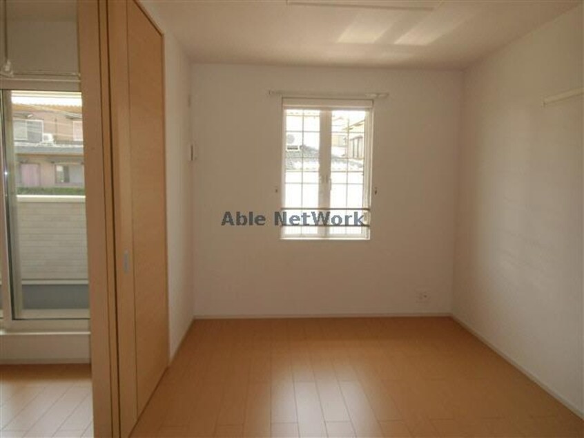  名鉄西尾線/西尾駅 バス11分経塚下車:停歩4分 2階 築10年