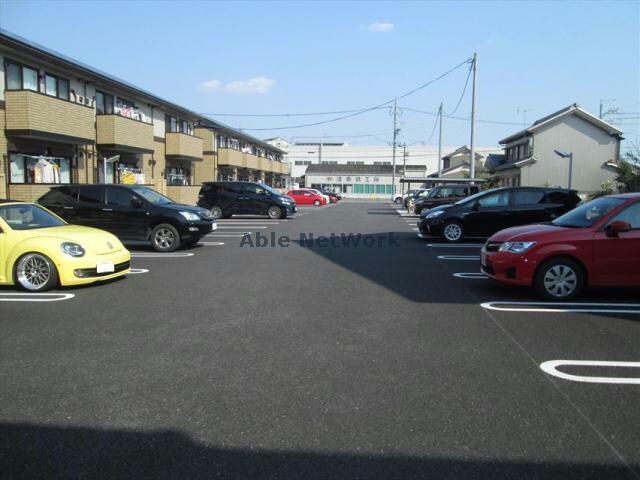  名鉄三河線/新川町駅 徒歩16分 1階 築10年