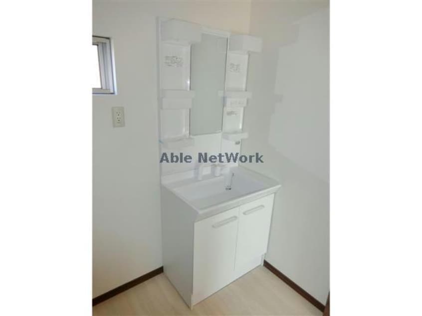  名鉄西尾線/吉良吉田駅 徒歩8分 1-2階 築7年