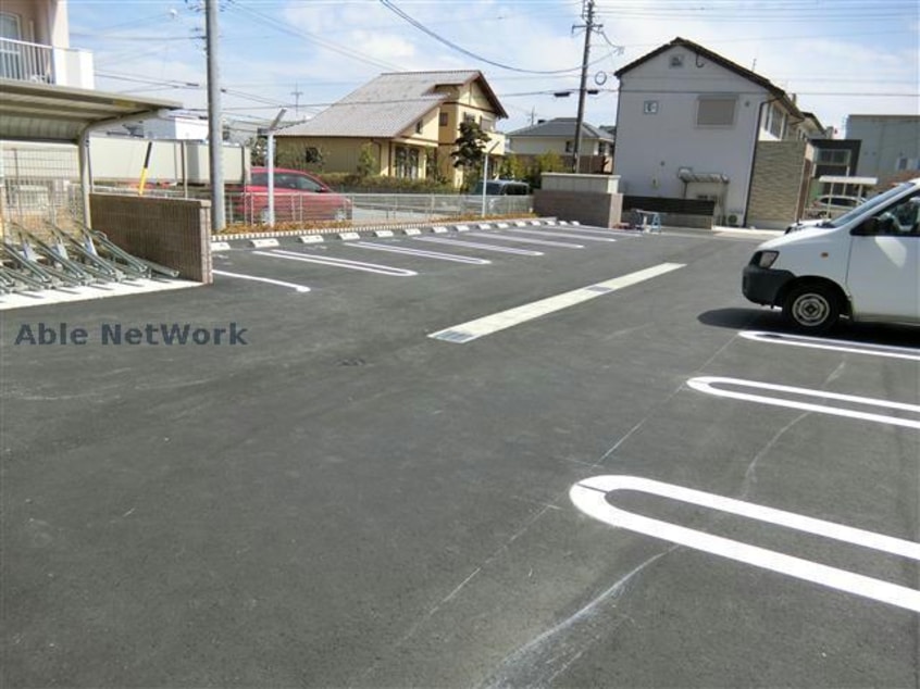 名鉄西尾線/西尾駅 徒歩17分 1階 築6年