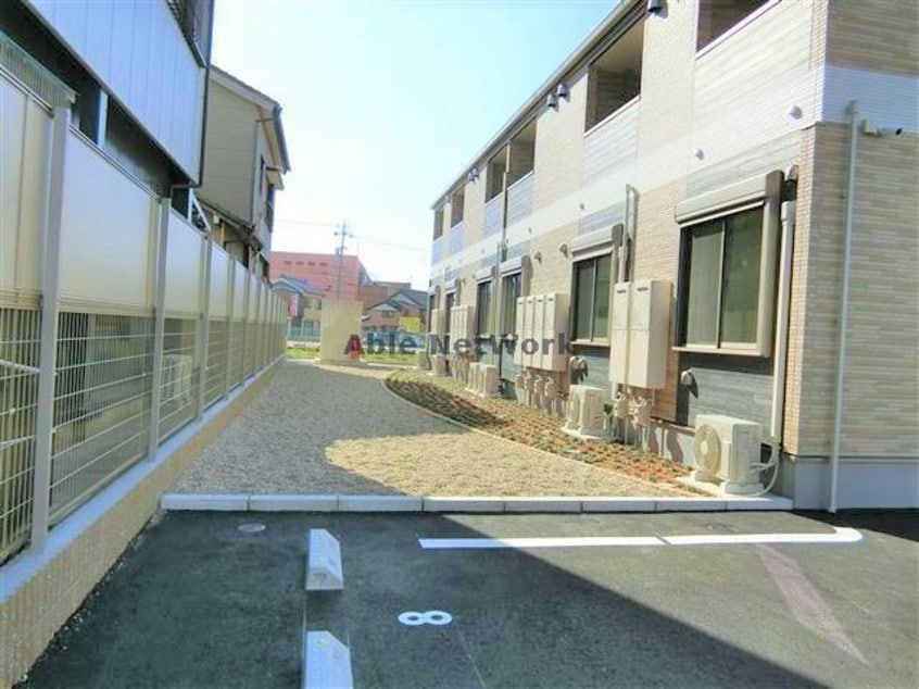  名鉄バス（幡豆郡）/三河一色 徒歩5分 1階 築6年