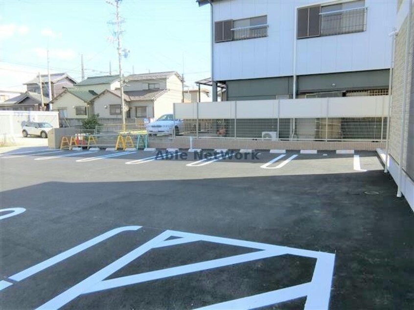 並列 名鉄バス（幡豆郡）/三河一色 徒歩5分 1階 築6年