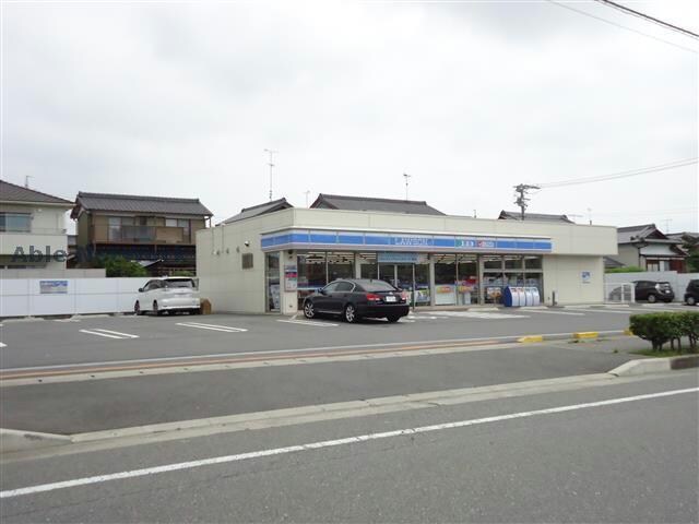 ローソン西尾戸ケ崎店(コンビニ)まで226m 名鉄西尾線/桜町前駅 徒歩9分 2階 築6年