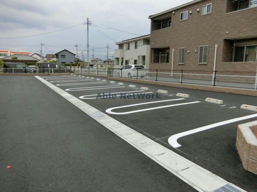  名鉄バス(西尾市)/徳永西 徒歩1分 1階 築6年