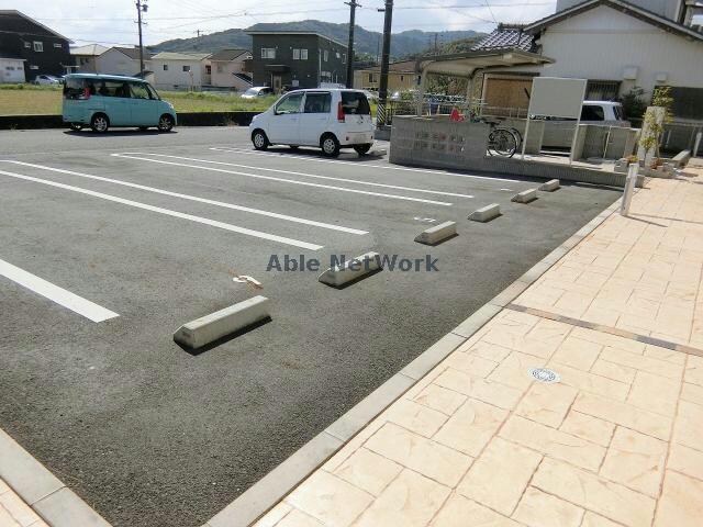  東海道本線/三ケ根駅 徒歩6分 1階 築5年