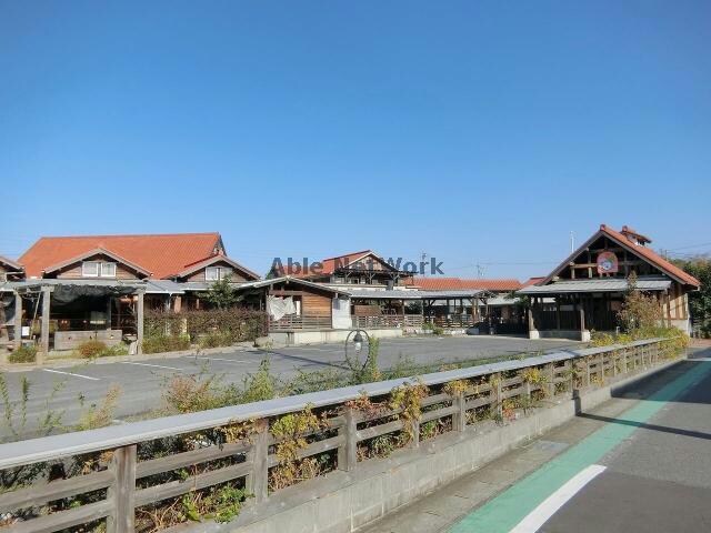 矢田つぼみ保育園(幼稚園/保育園)まで680m 名鉄西尾線/西尾駅 バス15分富山下車:停歩4分 1階 築2年