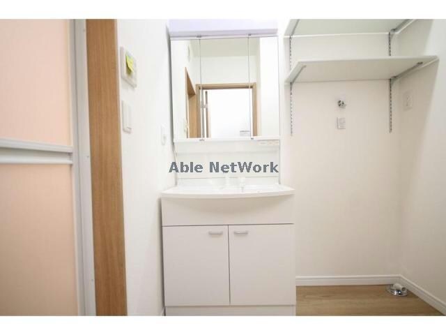  名鉄三河線/碧南中央駅 徒歩6分 1-2階 築3年