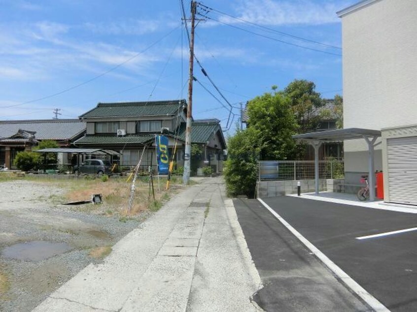  名鉄バス（幡豆郡）/一色大宝橋 徒歩5分 1-2階 築3年