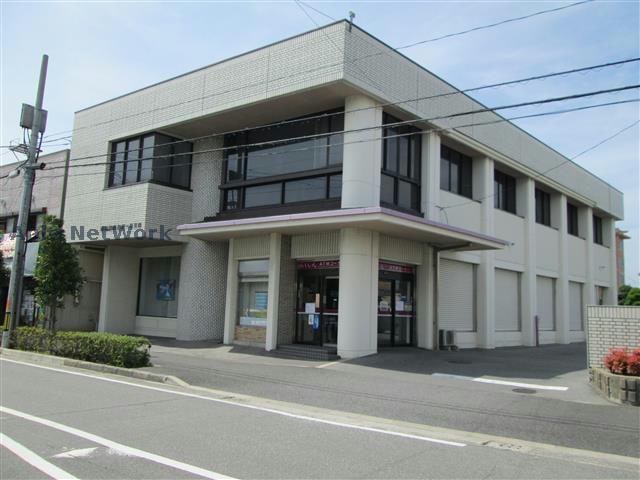 西尾信用金庫一色支店(銀行)まで747m 名鉄バス（幡豆郡）/一色大宝橋 徒歩5分 1-2階 築3年