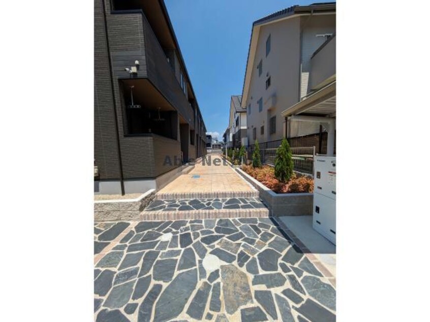 Ⅰ 名鉄バス(西尾市)/新在家 徒歩7分 1階 築2年