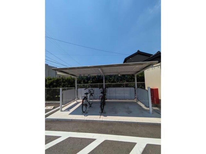 Ⅰ 名鉄バス(西尾市)/新在家 徒歩7分 1階 築2年