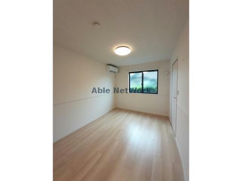  名鉄バス(西尾市)/新在家 徒歩7分 1階 築2年