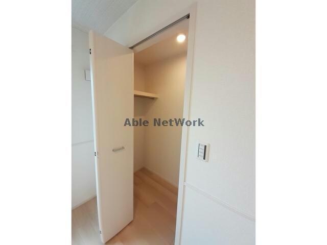  名鉄バス(西尾市)/新在家 徒歩7分 1階 築2年