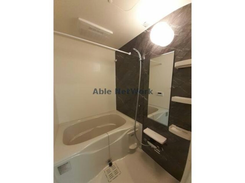  名鉄バス（幡豆郡）/一色大宝橋 徒歩3分 2階 築1年