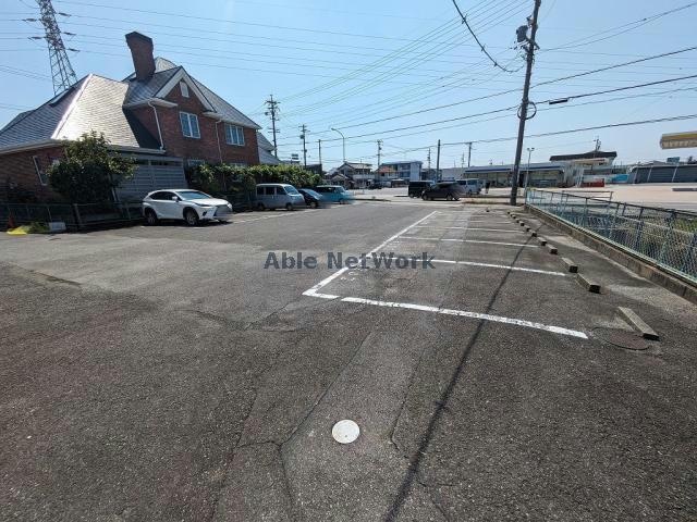 名鉄西尾線/西尾駅 徒歩18分 1階 築32年