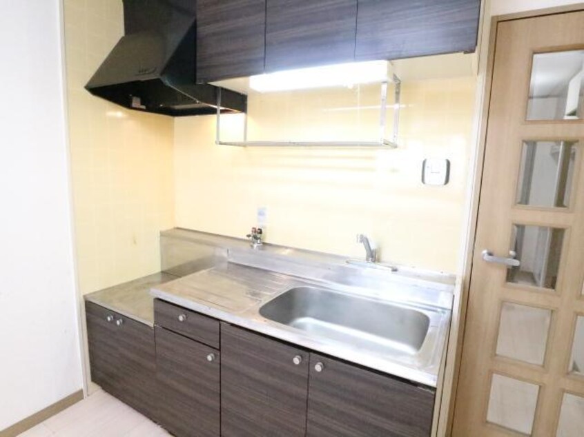  近鉄難波線・奈良線/近鉄奈良駅 徒歩17分 1階 築33年