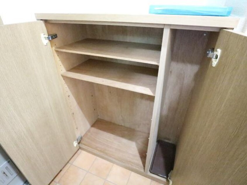  近鉄難波線・奈良線/近鉄奈良駅 徒歩17分 1階 築33年