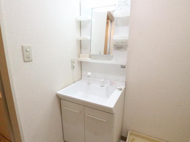  近鉄難波線・奈良線/近鉄奈良駅 徒歩17分 1階 築33年