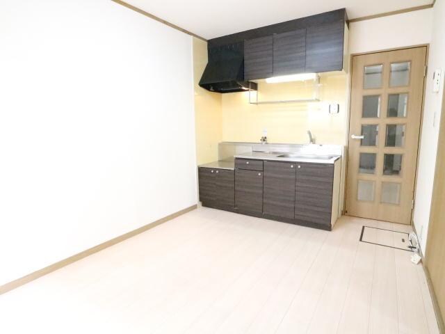  近鉄難波線・奈良線/近鉄奈良駅 徒歩17分 1階 築33年