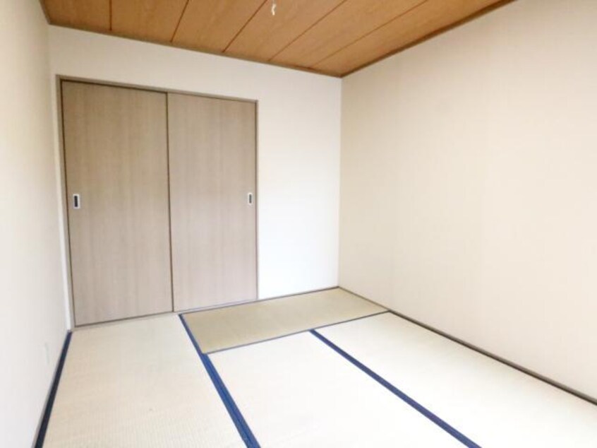  近鉄難波線・奈良線/近鉄奈良駅 徒歩17分 1階 築33年