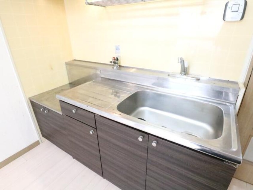  近鉄難波線・奈良線/近鉄奈良駅 徒歩17分 1階 築33年