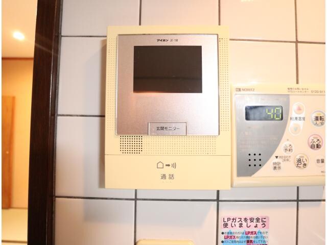  大和路線・関西本線/奈良駅 バス10分八条町地蔵前下車:停歩3分 1階 築30年