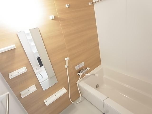  大和路線・関西本線/奈良駅 バス14分西九条町下車:停歩4分 1階 築10年