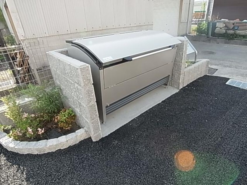  大和路線・関西本線/奈良駅 バス14分西九条町下車:停歩4分 1階 築10年