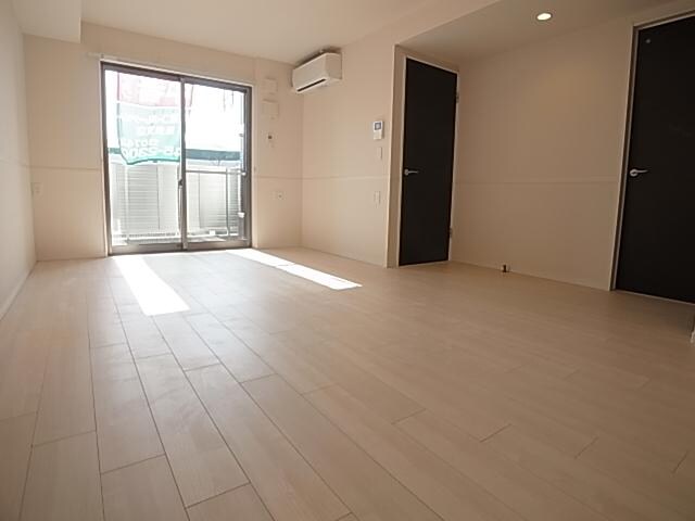  大和路線・関西本線/奈良駅 バス14分西九条町下車:停歩4分 1階 築10年