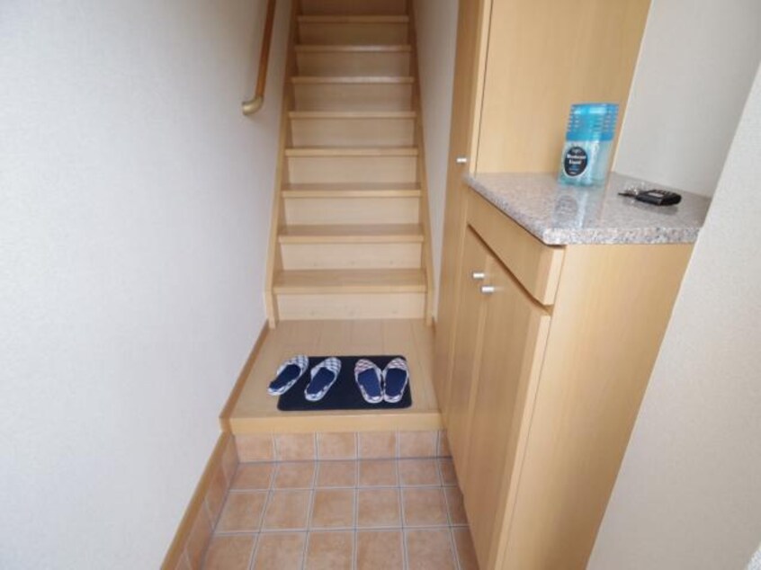  近鉄難波線・奈良線/新大宮駅 徒歩17分 2階 築17年