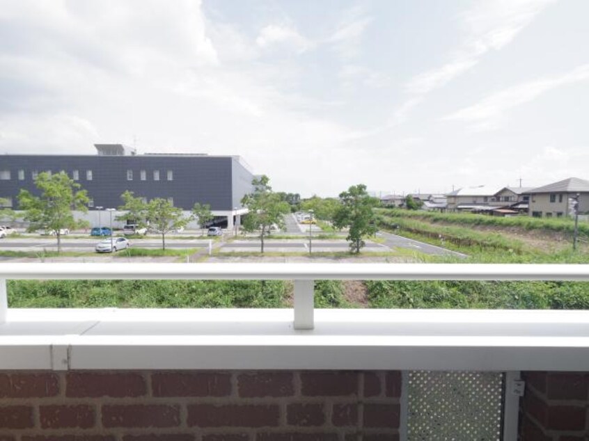  近鉄難波線・奈良線/新大宮駅 徒歩17分 2階 築17年