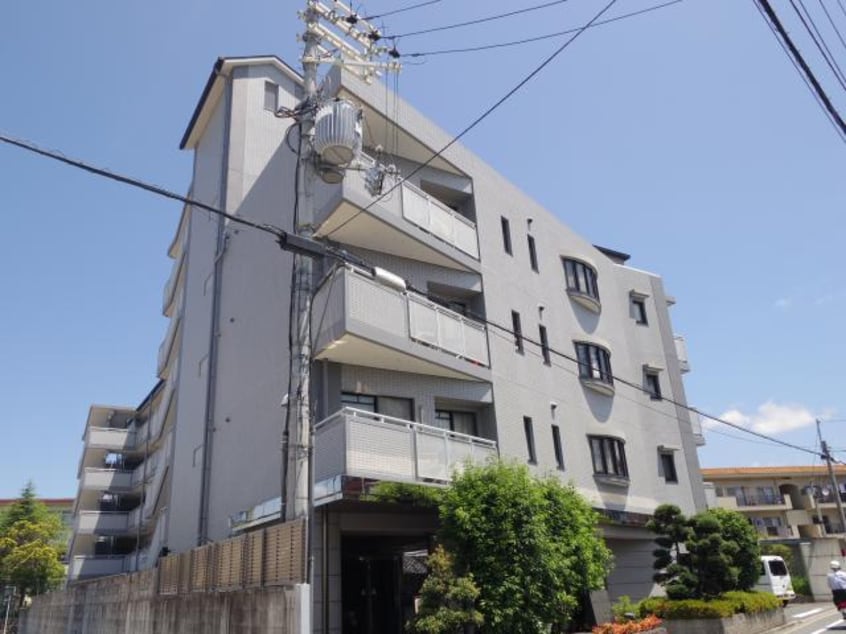  大和路線・関西本線/奈良駅 バス8分北神殿下車:停歩4分 3階 築29年