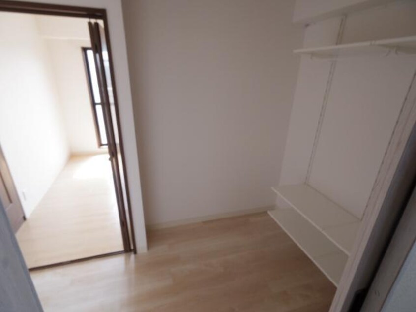  大和路線・関西本線/奈良駅 バス8分北神殿下車:停歩4分 3階 築29年