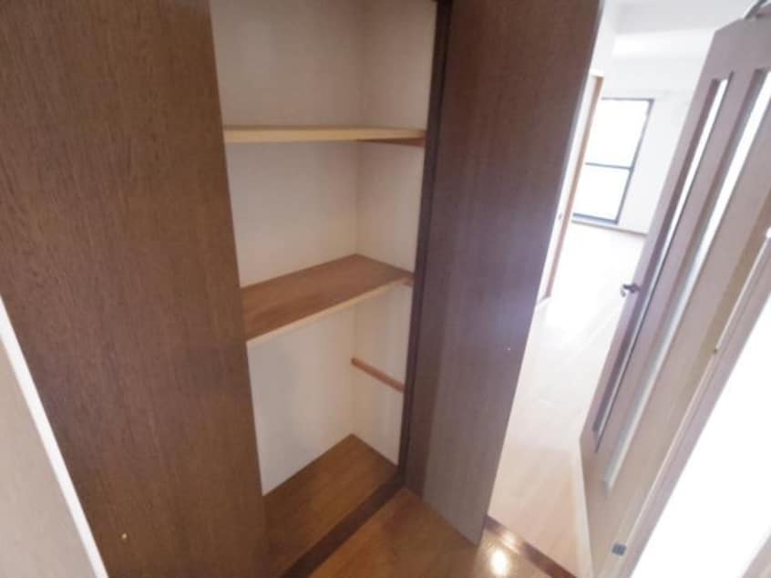  大和路線・関西本線/奈良駅 バス8分北神殿下車:停歩4分 3階 築29年