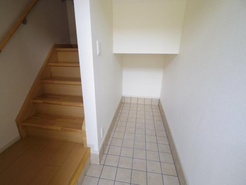  大和路線・関西本線/奈良駅 バス10分大和ハウス前下車:停歩5分 3階 築14年