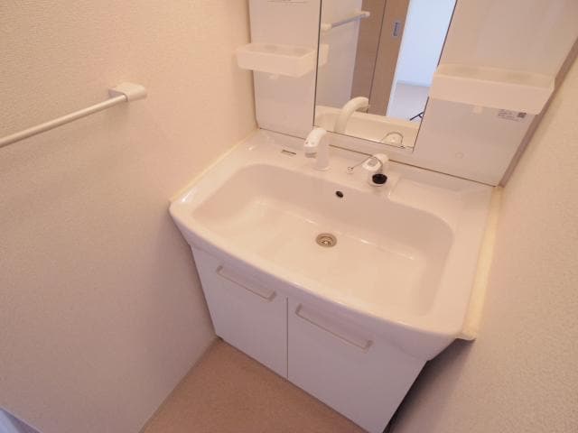  大和路線・関西本線/奈良駅 バス10分大和ハウス前下車:停歩5分 3階 築14年