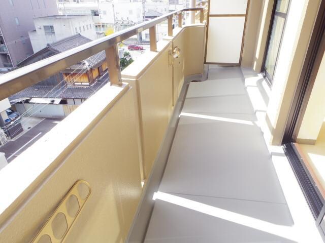  大和路線・関西本線/奈良駅 徒歩5分 5階 築28年