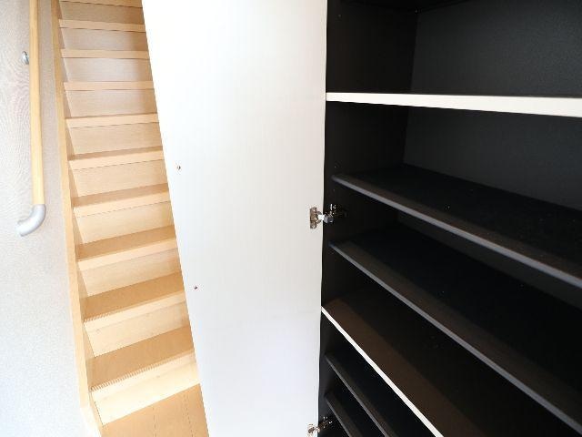  大和路線・関西本線/奈良駅 バス14分西九条町下車:停歩4分 2階 築10年