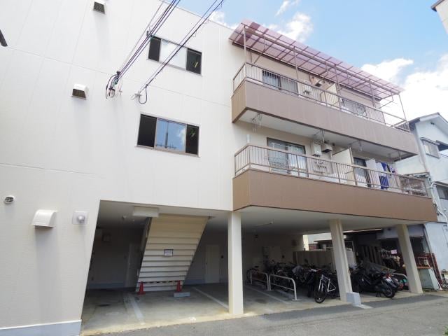  近鉄難波線・奈良線/近鉄奈良駅 徒歩14分 2階 築37年