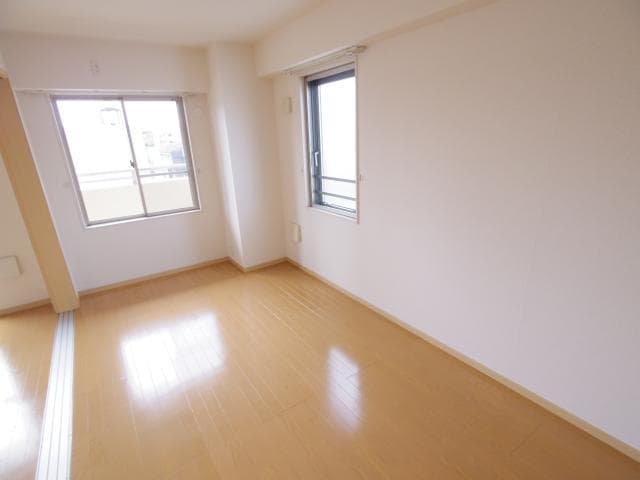  近鉄難波線・奈良線/新大宮駅 徒歩11分 3階 築15年