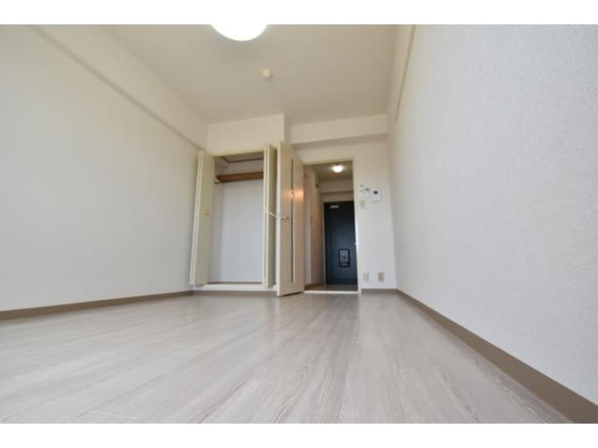  近鉄難波線・奈良線/新大宮駅 徒歩4分 8階 築36年