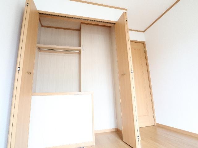  近鉄難波線・奈良線/近鉄奈良駅 バス17分州見台７丁目下車:停歩8分 2階 築21年